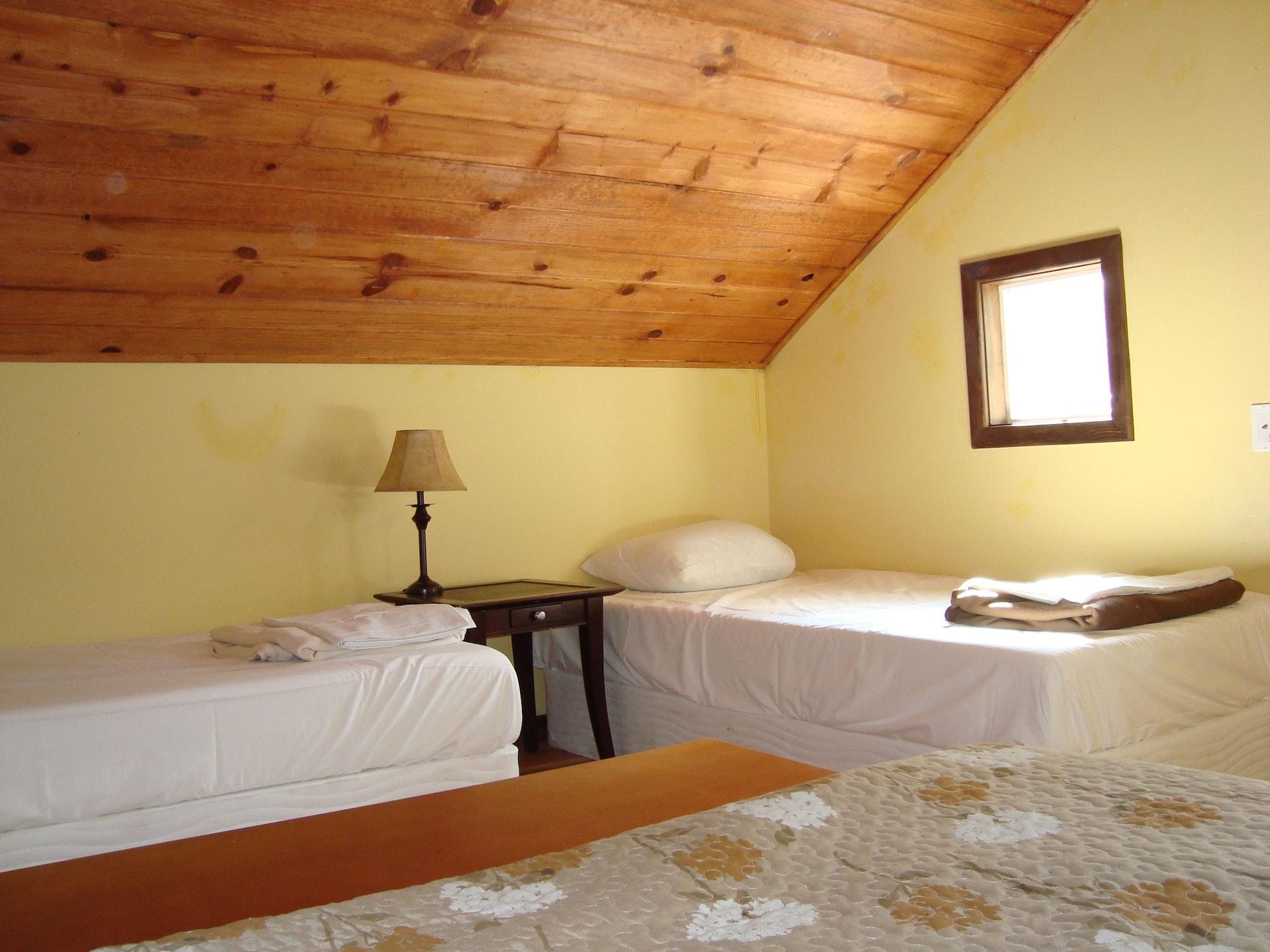 Sequoia Riverfront Cabins Three Rivers Εξωτερικό φωτογραφία