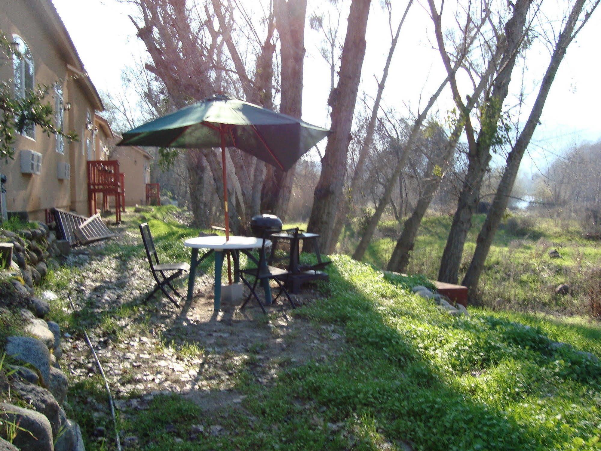 Sequoia Riverfront Cabins Three Rivers Εξωτερικό φωτογραφία